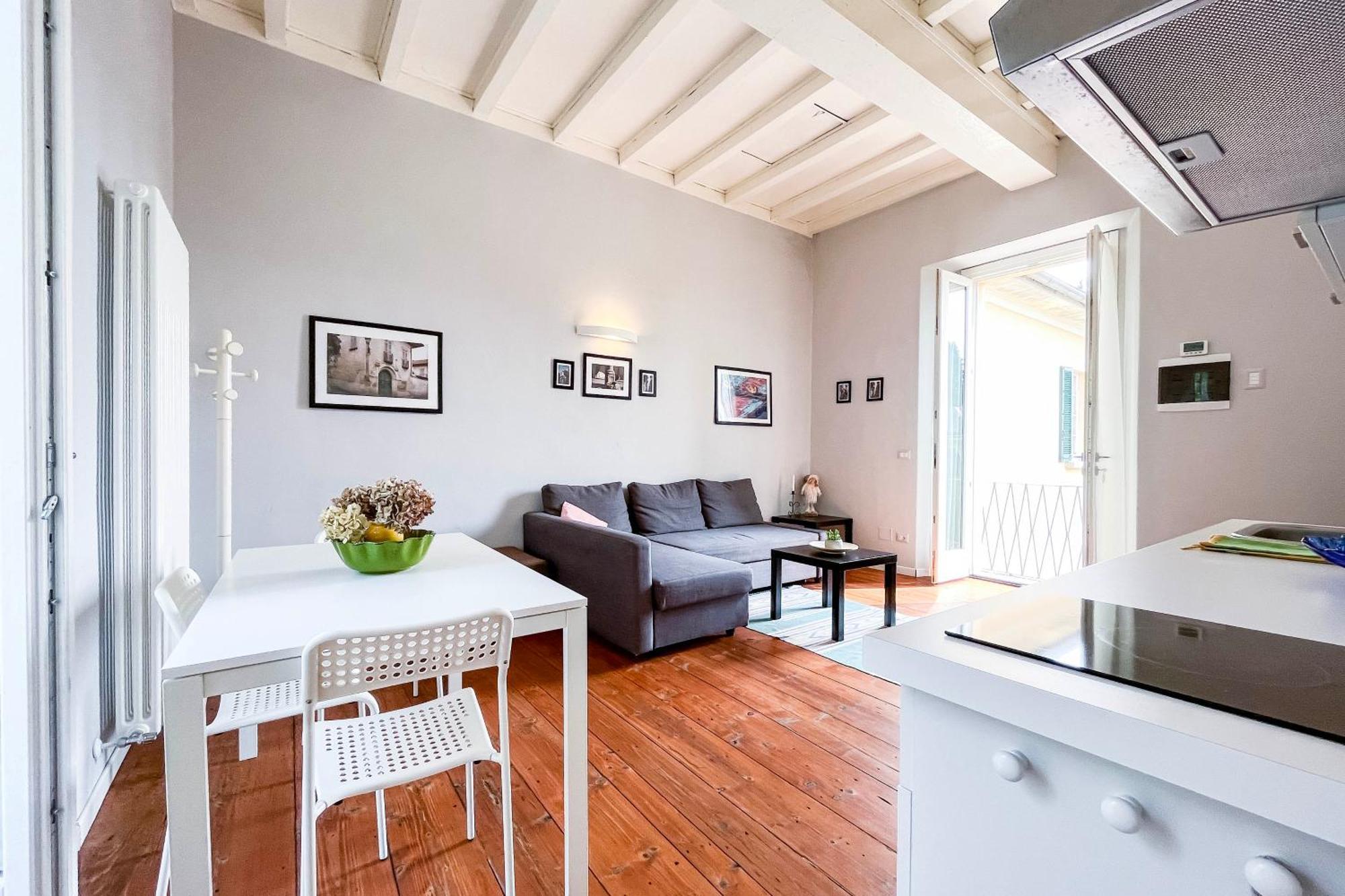 Mauremile Apartment Pella Bagian luar foto