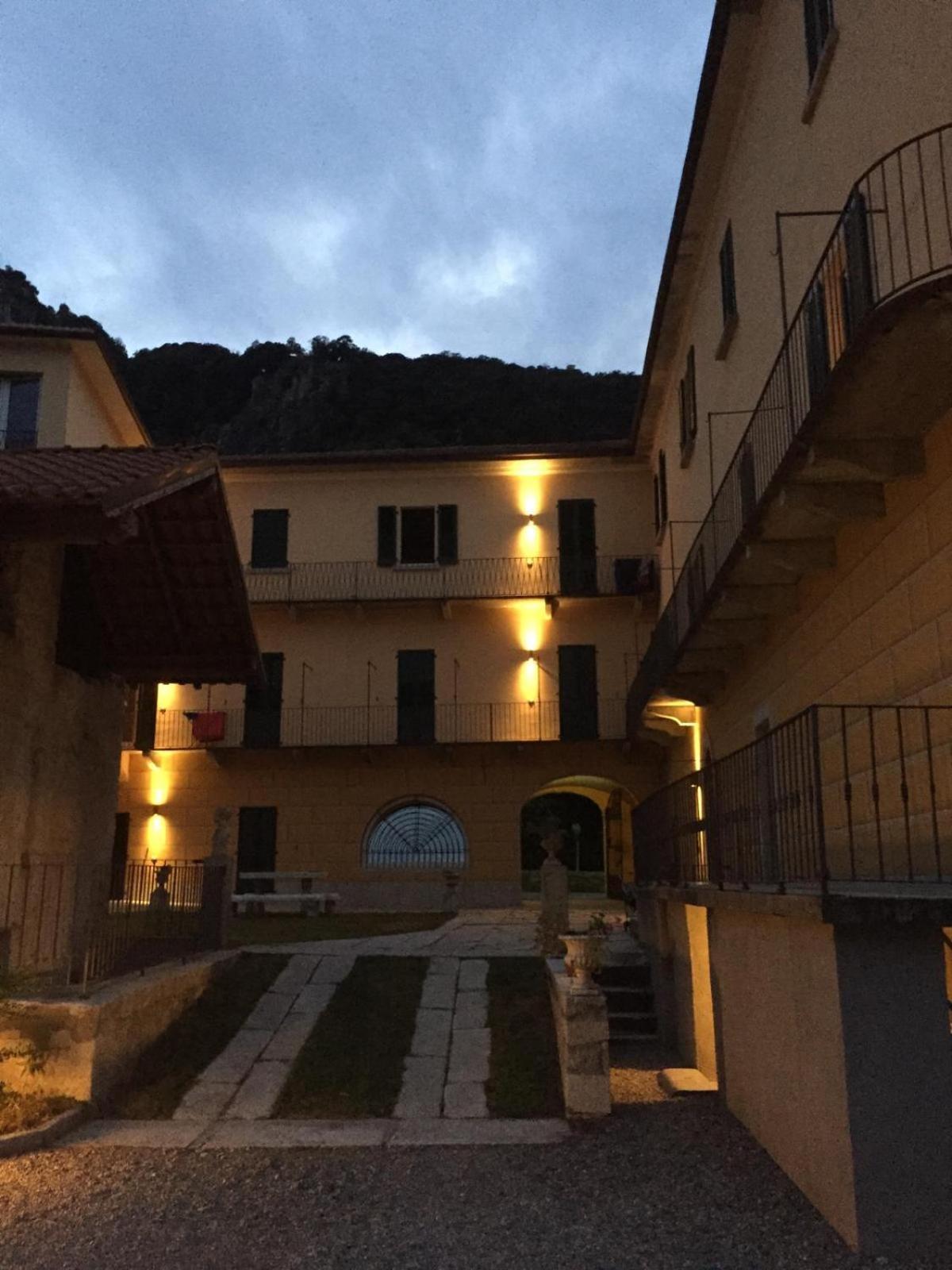Mauremile Apartment Pella Bagian luar foto