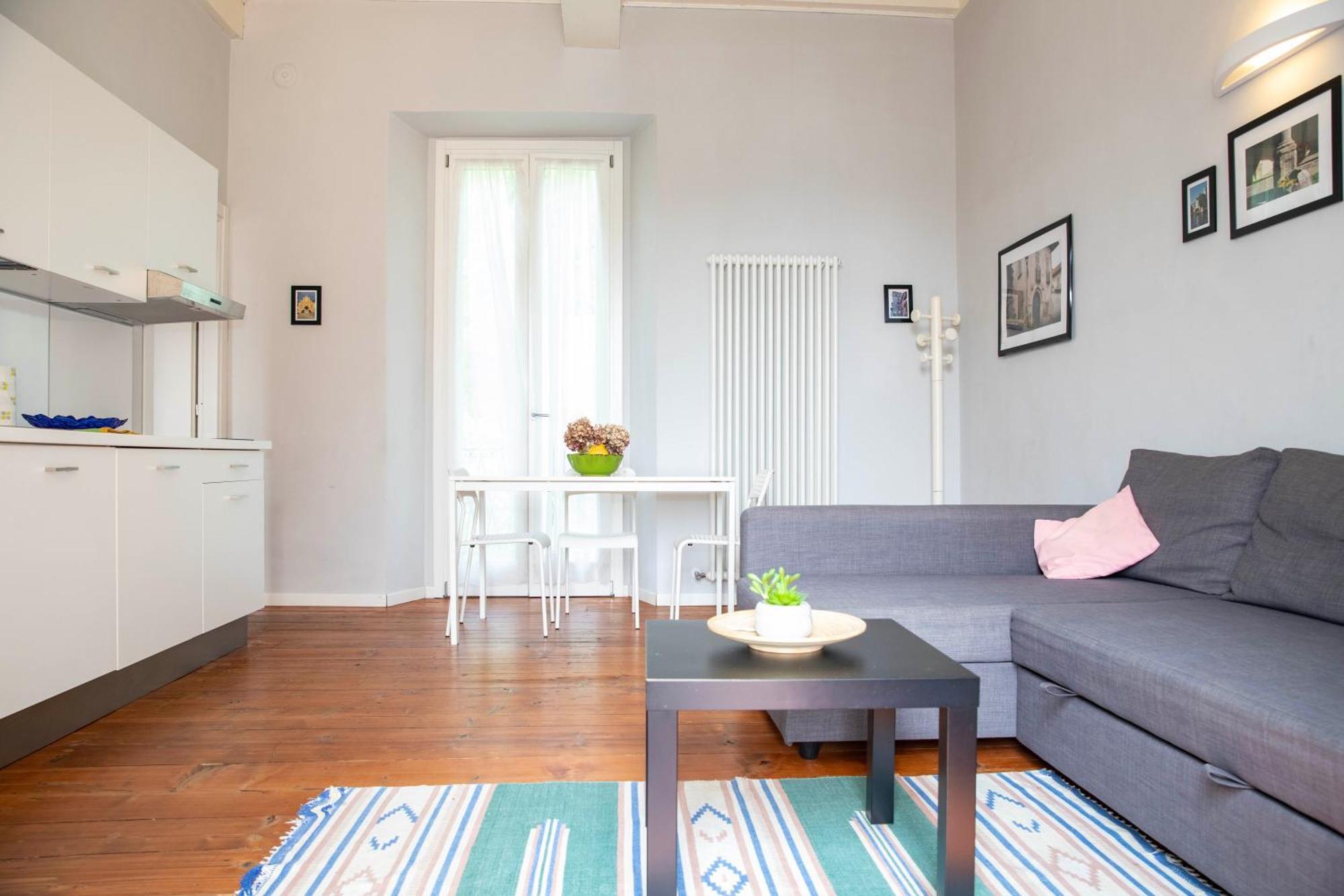 Mauremile Apartment Pella Bagian luar foto